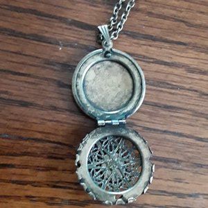 OPEN view of lockets